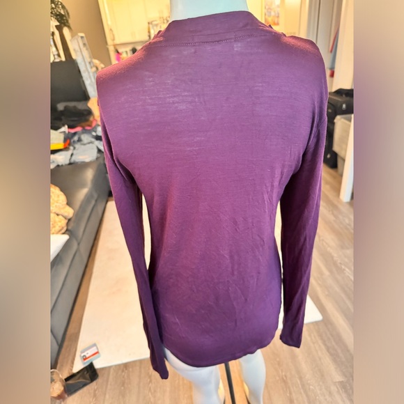 Sexy long sleeve with straps going down the sleeves - Picture 3 of 4